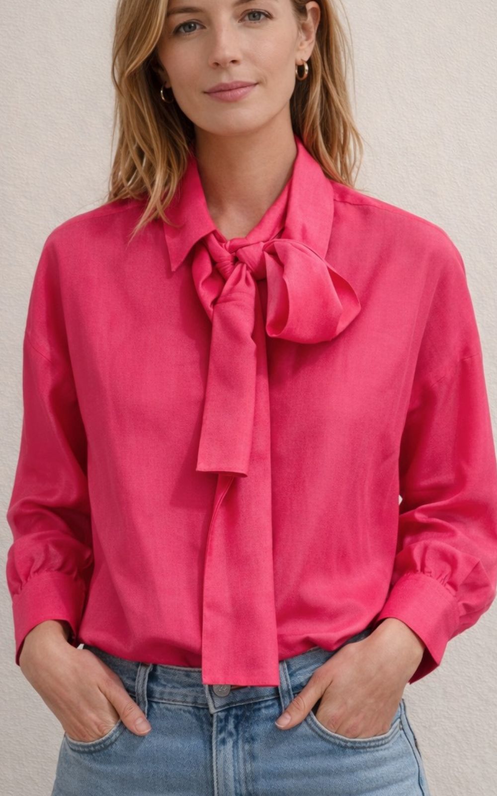 Blouse-wit-transparant-lossesjaal-themake
