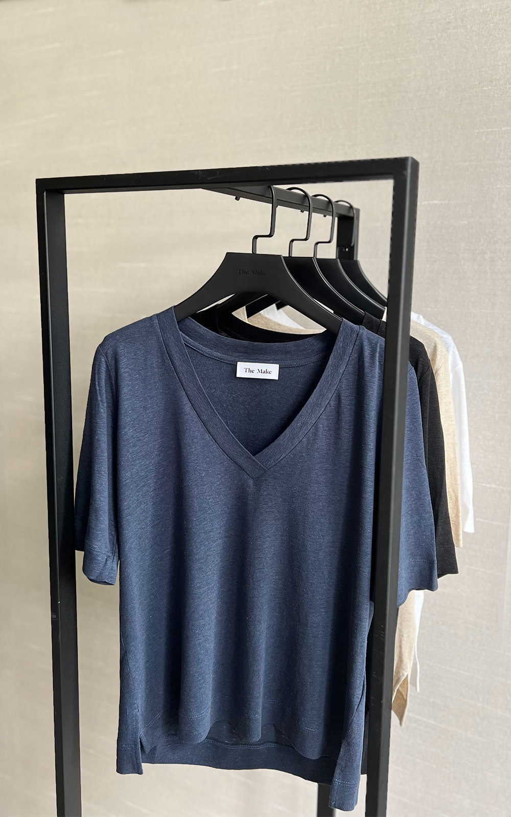 MACE V NECK TOP