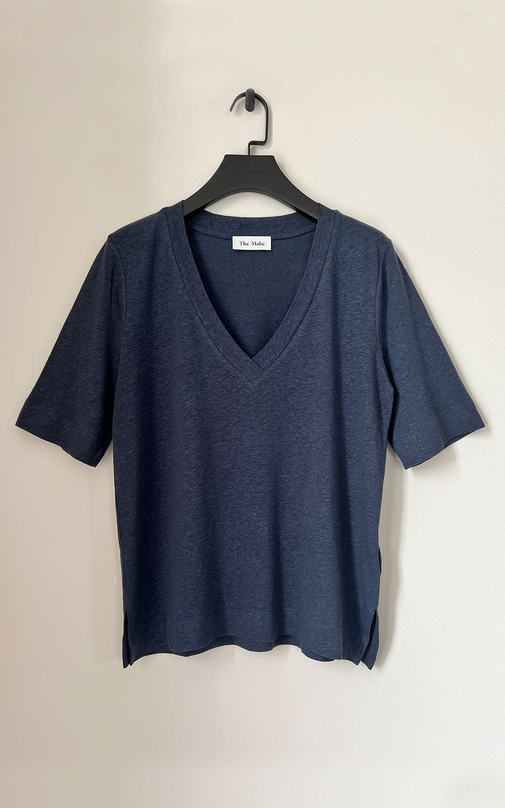 MACE V NECK TOP