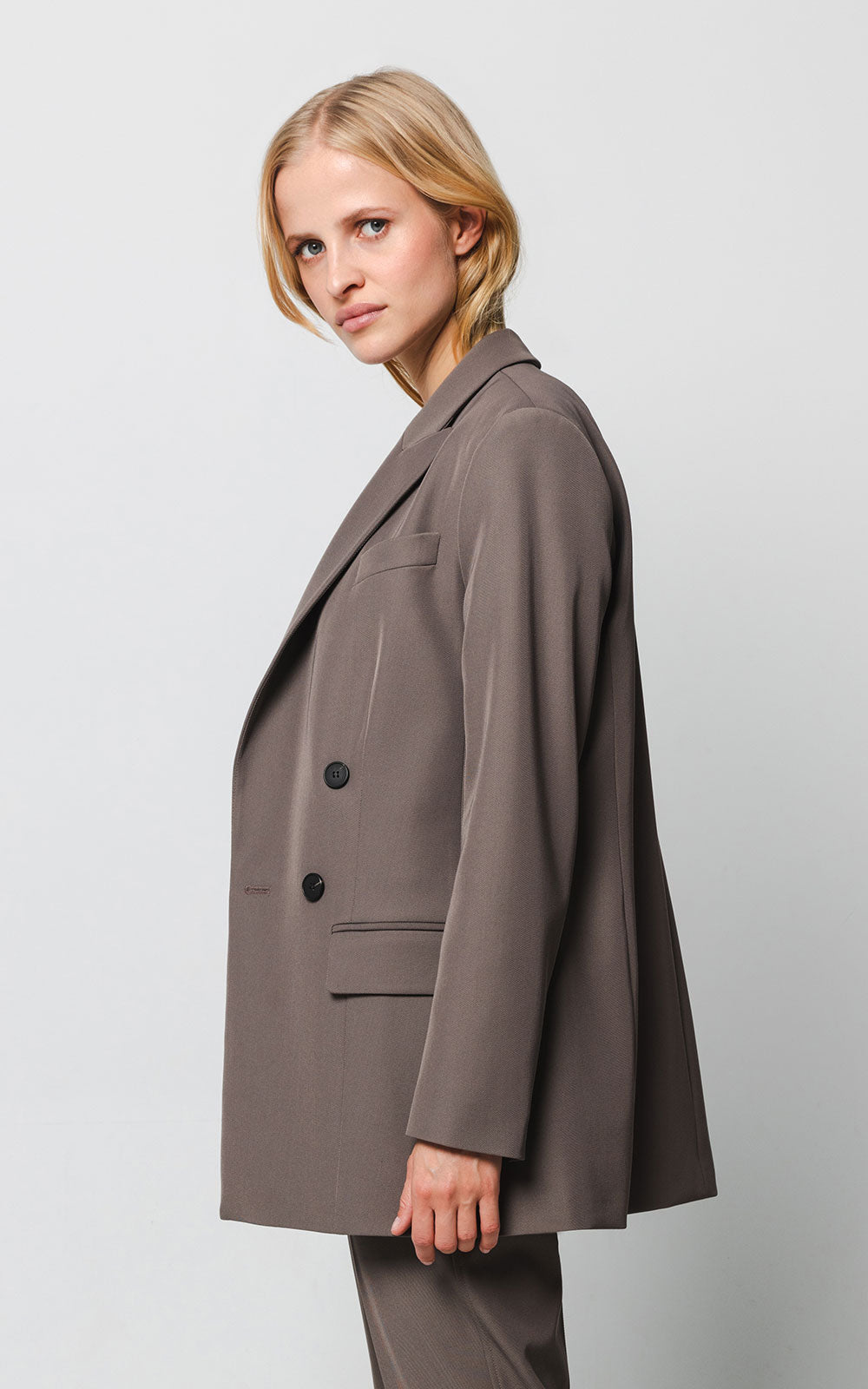 Double breasted blazer taupe - The Make 