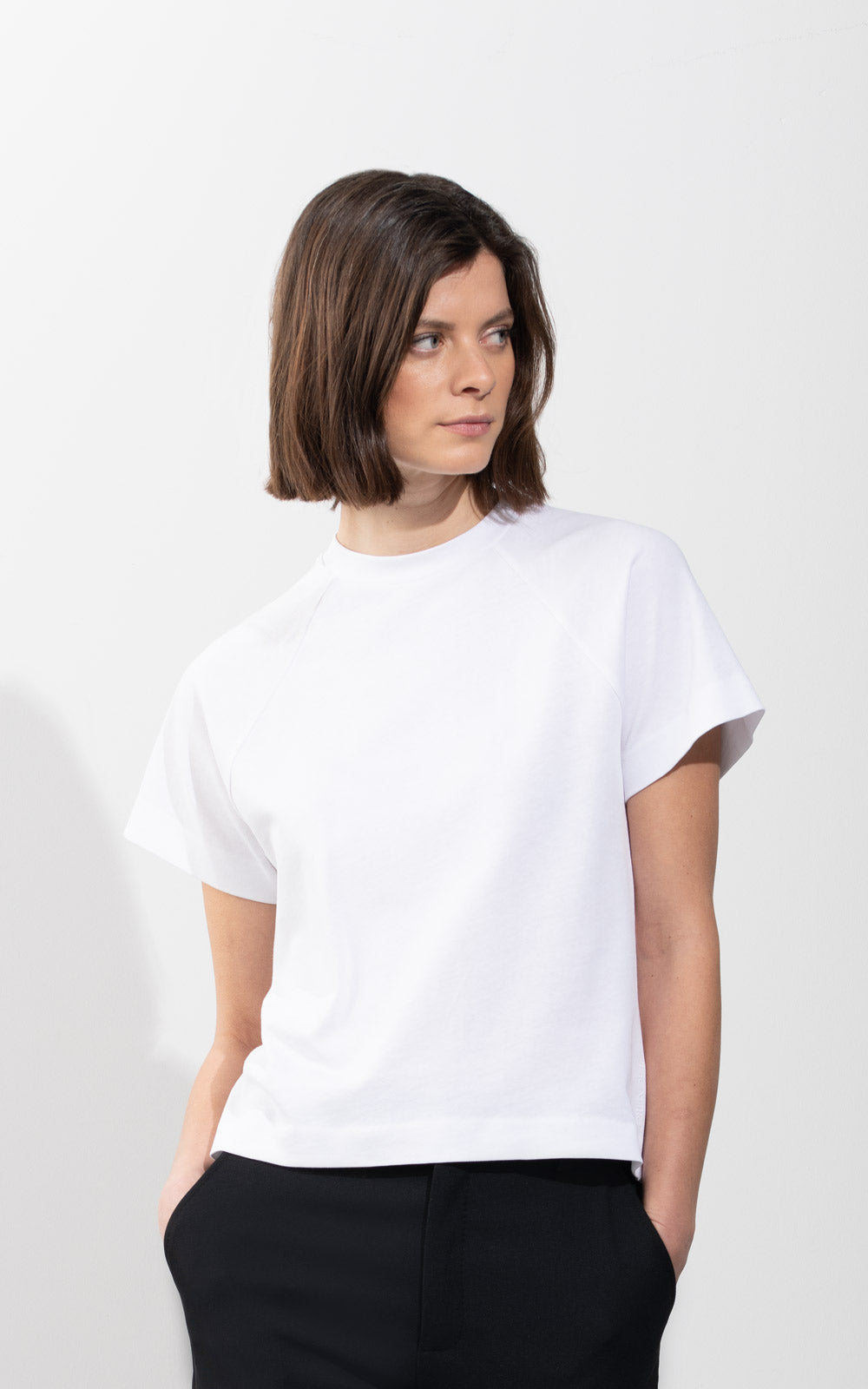 Basic white T-shirt - Woman - The Make